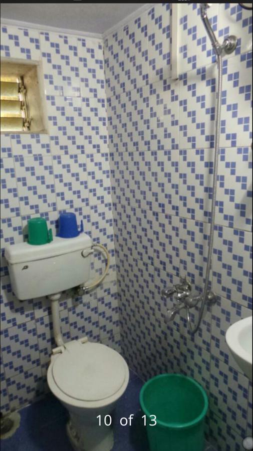 New Metro Guest House ムンバイ エクステリア 写真